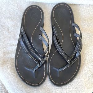 Olukai Kāpehe Luana leather sandals - black, size 10